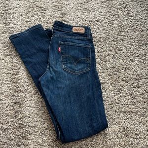 Levi Women’s Jeans - Dark Wash (W27/L32)